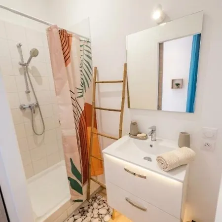 公寓 Charming In Heart Of Near Cathedral And Shops